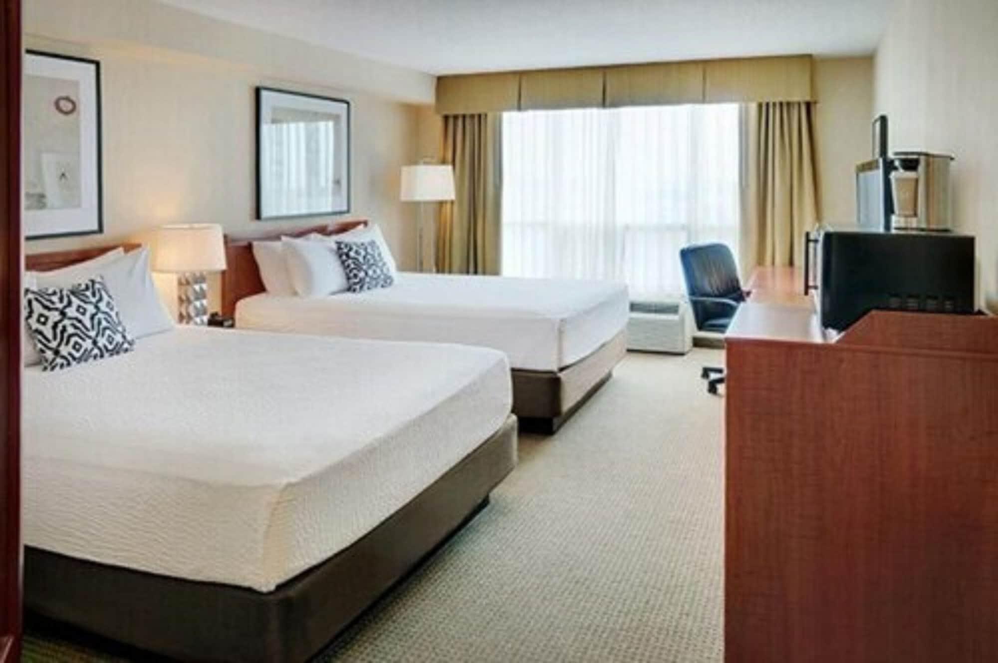 Courtyard By Marriott Kitchener Hotell Exteriör bild