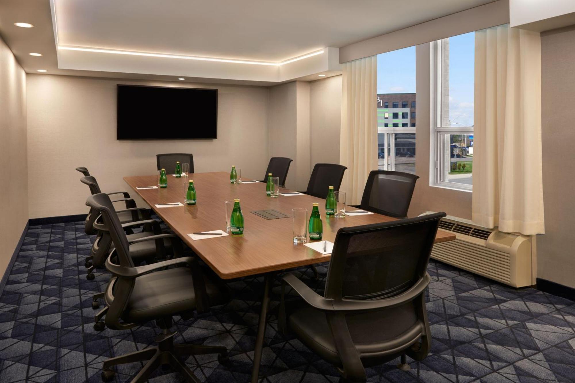 Courtyard By Marriott Kitchener Hotell Exteriör bild